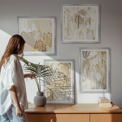 Tavelvägg ovanför soffa Beige abstrakta former linjer