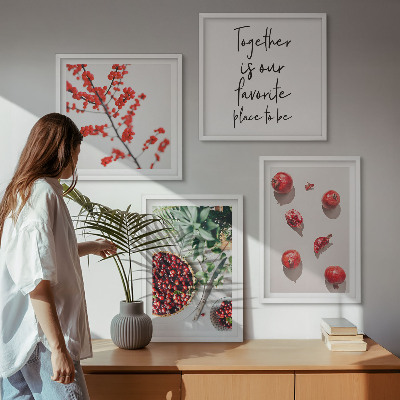 Tavelvägg med 4 tavlor Röda frukter av växter minimalism