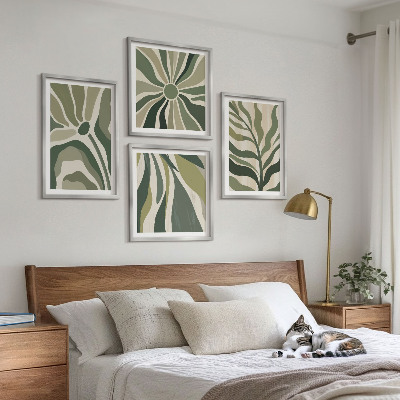 Tavelvägg ovanför soffa Målade löv med grönt