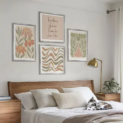 Abstrakta blommor i pastell tavla för tavelvägg ovanför soffa