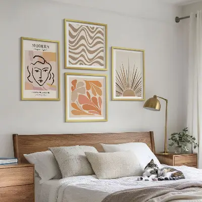 Tavelvägg med 4 tavlor sol, boho och pastellformer
