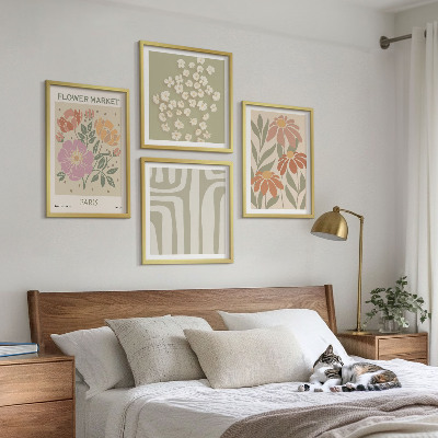 Tavelvägg ovanför soffa Botaniska motiv Paris minimalism