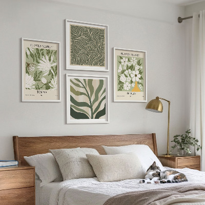 Tavelvägg ovanför soffa Växtmönster boho dekorationer