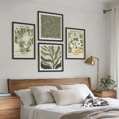 Tavelvägg med växtmönster boho-inspirerade dekorationer för vägg ovanför soffa