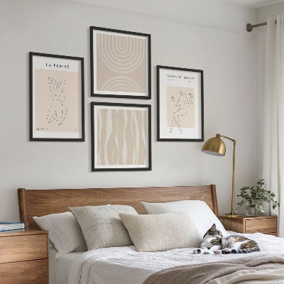 Set om 4 tavlor En samling minimalistiska former