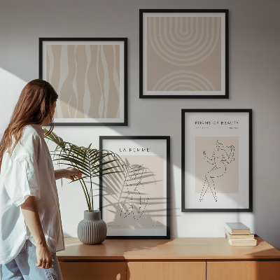 Set om 4 tavlor En samling minimalistiska former