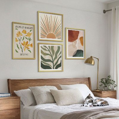 Tavelvägg ovanför soffa Abstrakta blommotiv