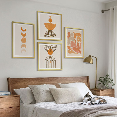 Tavelvägg ovanför soffa Abstrakta orange former