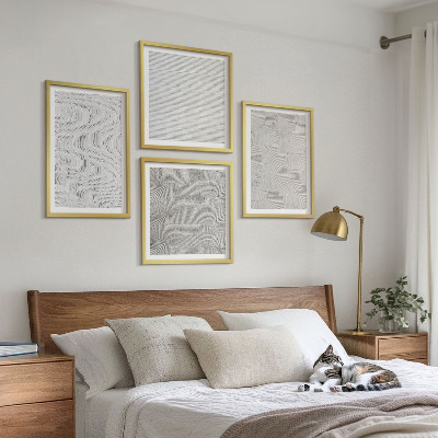 Tavelvägg ovanför soffa Sandmönster geometriska strukturer