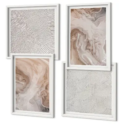 Tavelvägg ovanför soffa med marmor- och stenmönstrad textur