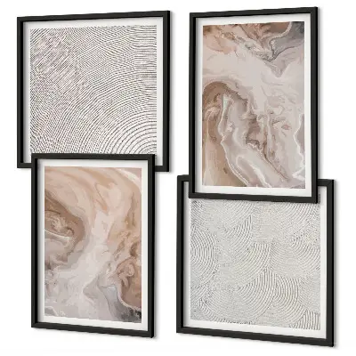 Tavelvägg ovanför soffa med marmor- och stenmönstrad textur