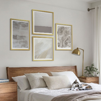 Tavelvägg med 4 tavlor Industriell designstruktur