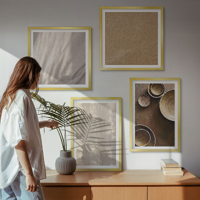 Tavelvägg ovanför soffa Strukturer texturer minimalism
