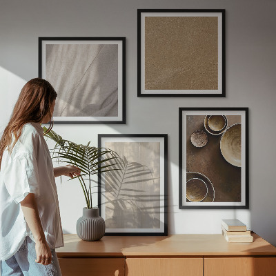 Tavelvägg ovanför soffa Strukturer texturer minimalism