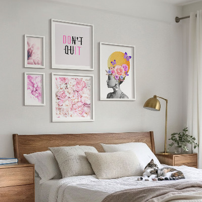 Väggdekoration tavelset Blommotiv med en kvinna