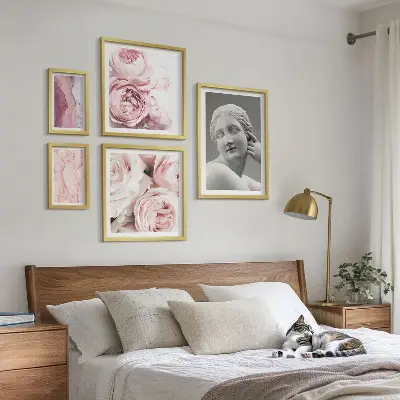 Klassiska blomsterskulpturer set om 5 tavlor
