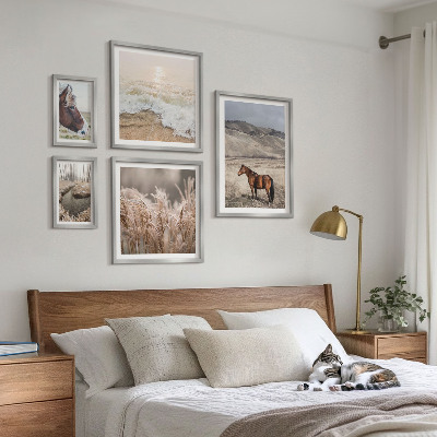 Tavelvägg med 5 tavlor Landskap med hästar och vatten
