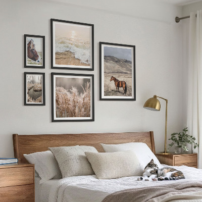 Tavelvägg med 5 tavlor Landskap med hästar och vatten