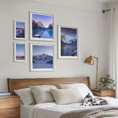 Tavelvägg med 5 tavlor Bergsjöar skogar landskap
