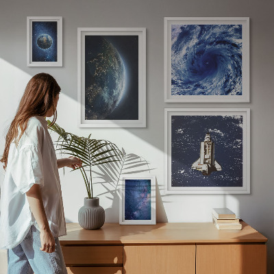 Tavelvägg med 5 tavlor Jordens kosmiska landskap