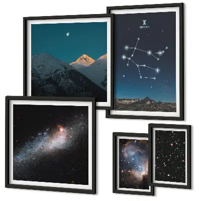 Väggdekoration med tavelset motiv av kosmiska landskap i galaxen