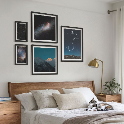 Tavelvägg med 5 tavlor Kosmiska landskap på natten