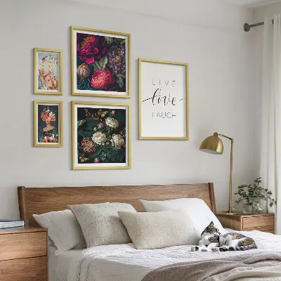 Set med 5 tavlor blommiga motiv med inspirerande citat