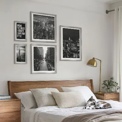 Svartvita vyer från New York City set om 5 tavlor
