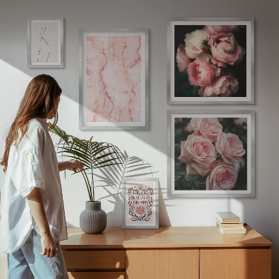 Tavelvägg med 5 tavlor Rosa blommor i boho-stil