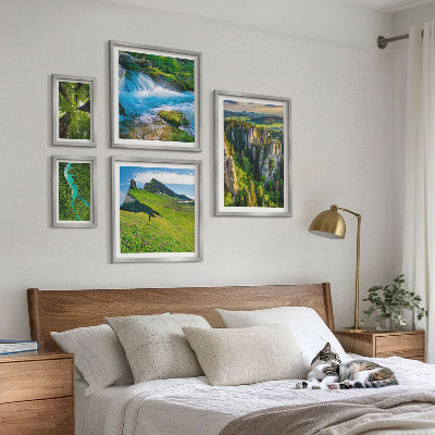 Tavelvägg med 5 tavlor Landskap berg floder skogar
