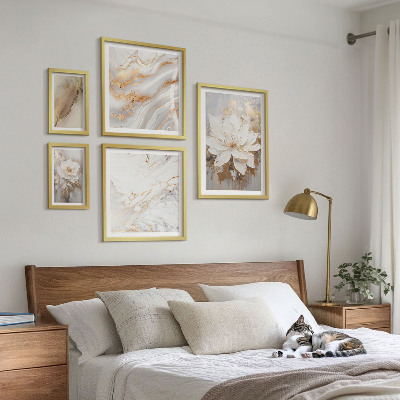 Tavelvägg med 5 tavlor Eleganta blomkompositioner