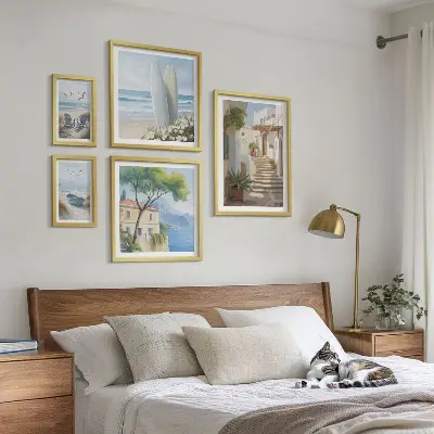 Snygg utsikt över havet set med 5 tavlor