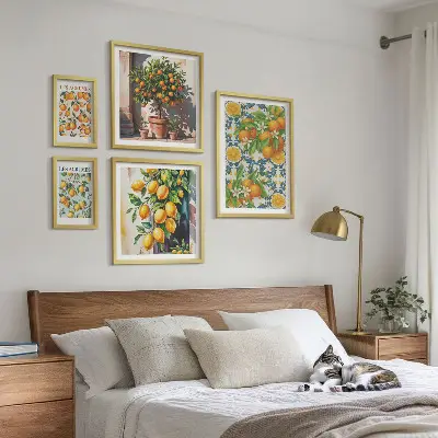 Tavelvägg med 5 tavlor med vintage-motiv av citrusfrukter och blommor