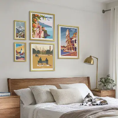 Tavelset med väggdekoration motiv av europeiska stadslandskap