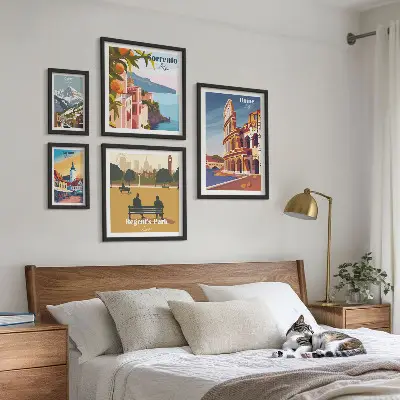 Tavelset med väggdekoration motiv av europeiska stadslandskap