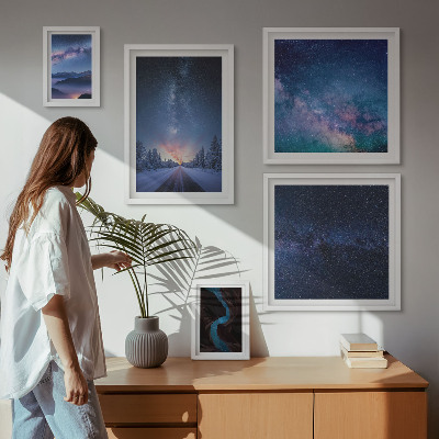 Tavelvägg med 5 tavlor Kosmiska nattlandskap