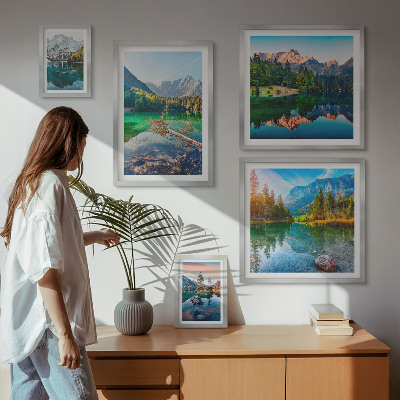 Tavelvägg med 5 tavlor Bergslandskap, sjöar, skogar