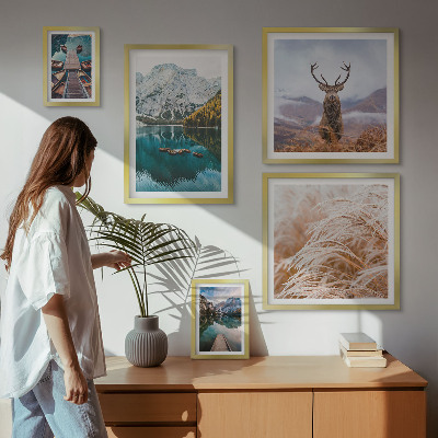 Tavelvägg med 5 tavlor Bergslandskap och naturens skönhet