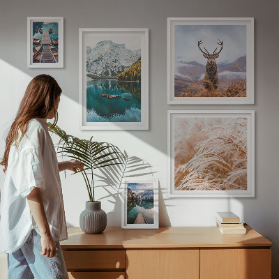 Tavelvägg med 5 tavlor Bergslandskap och naturens skönhet