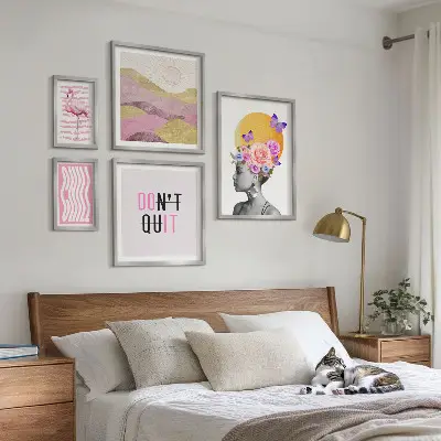 Väggdekoration tavelset med inspiration av blommor i boho-stil