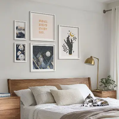 Tavelvägg med 5 tavlor i boho-stil med motiv av natur och budskap