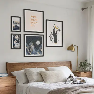 Tavelvägg med 5 tavlor i boho-stil med motiv av natur och budskap