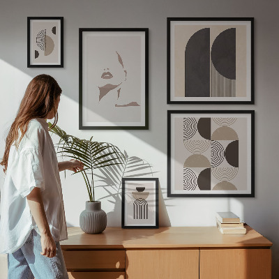 Tavelvägg med 5 tavlor Snygga geometriska porträtt
