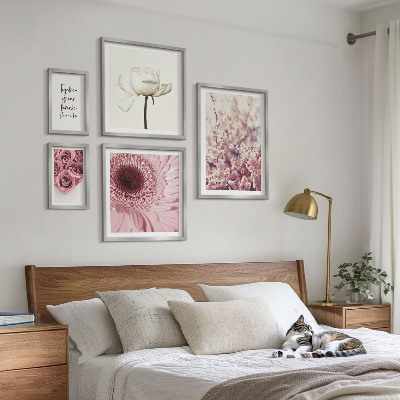 Tavelvägg med 5 tavlor Blommiga romantiska accenter