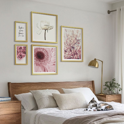 Tavelvägg med 5 tavlor Blommiga romantiska accenter