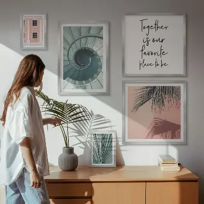 Tavelvägg med 5 tavlor snygga geometriska motiv