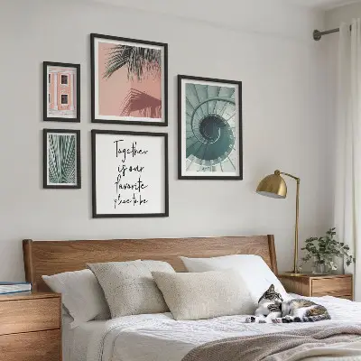 Tavelvägg med 5 tavlor snygga geometriska motiv