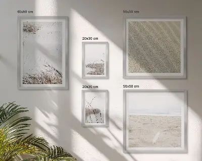 Tavelvägg med 5 tavlor med minimalistiska strandmotiv