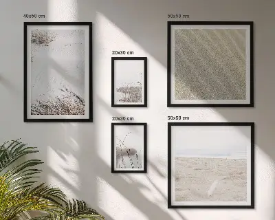 Tavelvägg med 5 tavlor med minimalistiska strandmotiv