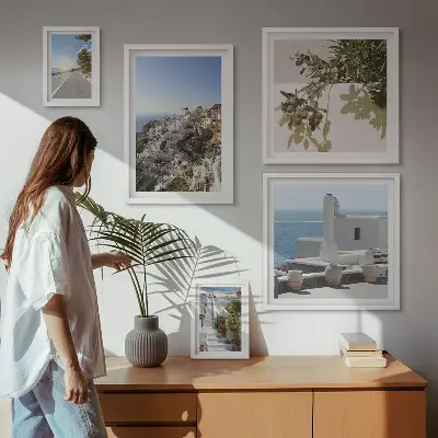Väggdekoration i tavelset med santorini-motiv